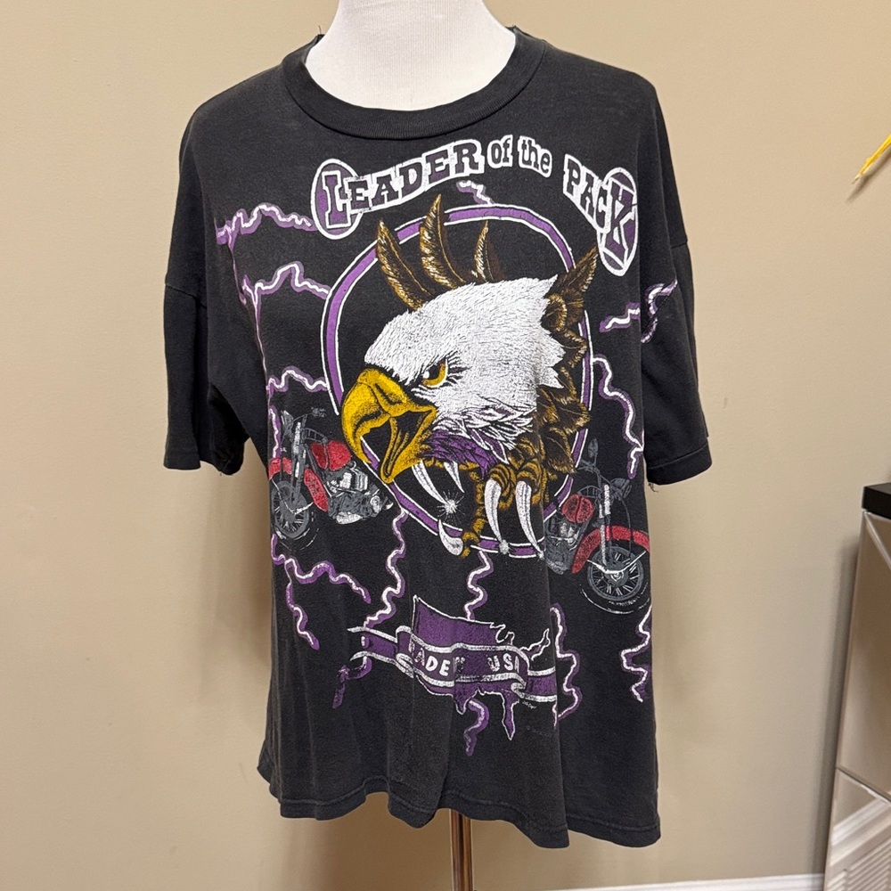 VINTAGE RARE Leader of the Pack Black Eagle Motorcycle 1994 Tee Size L pre-owned